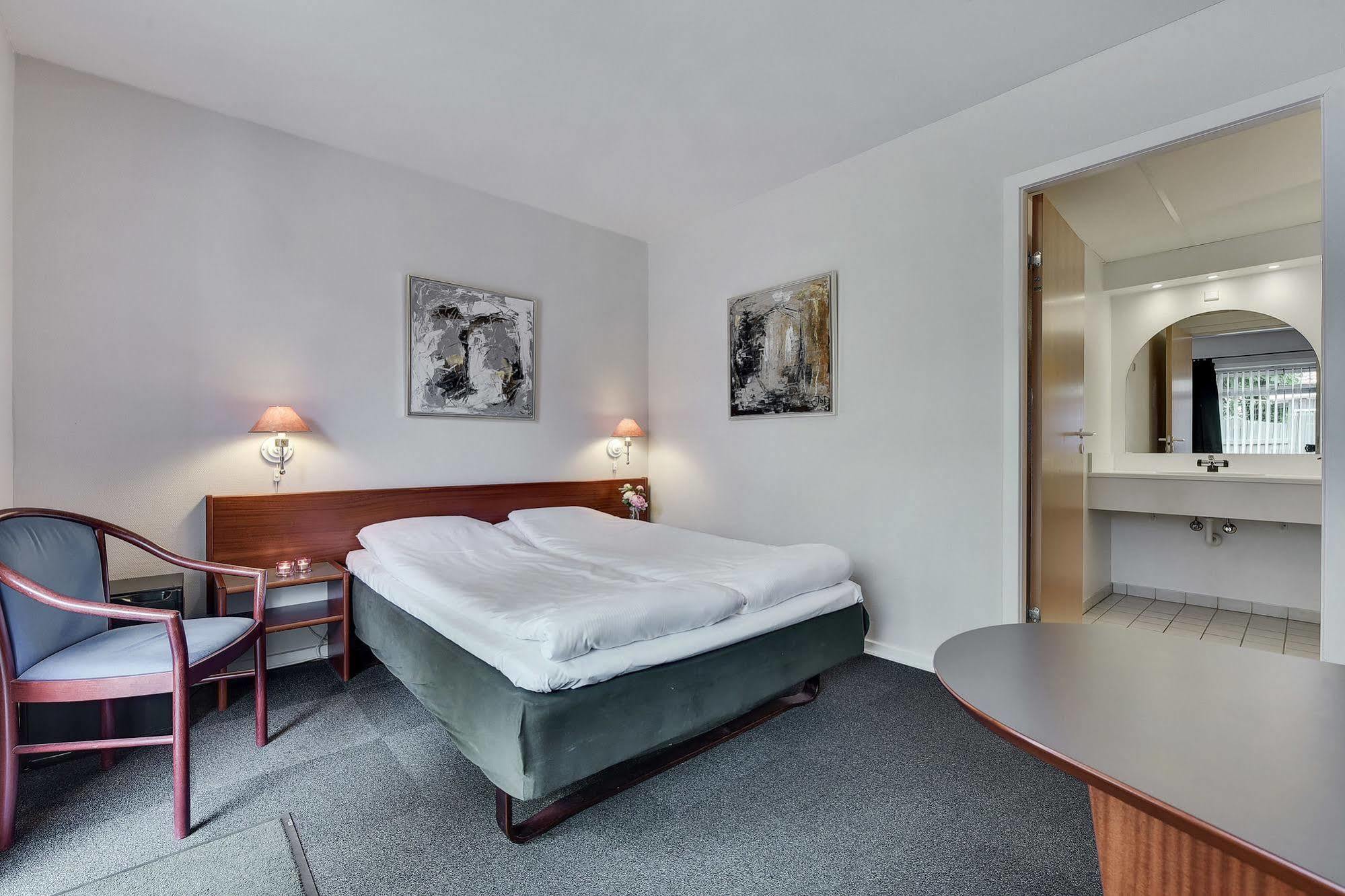 Hotel Varde Ngoại thất bức ảnh